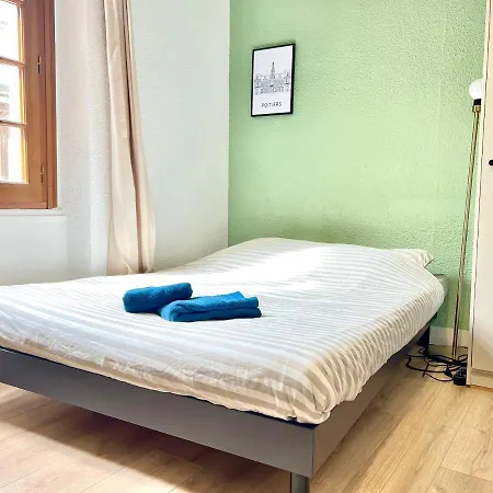 Le Blossac, A 300m Du Centre - Wifi Appartement Poitiers